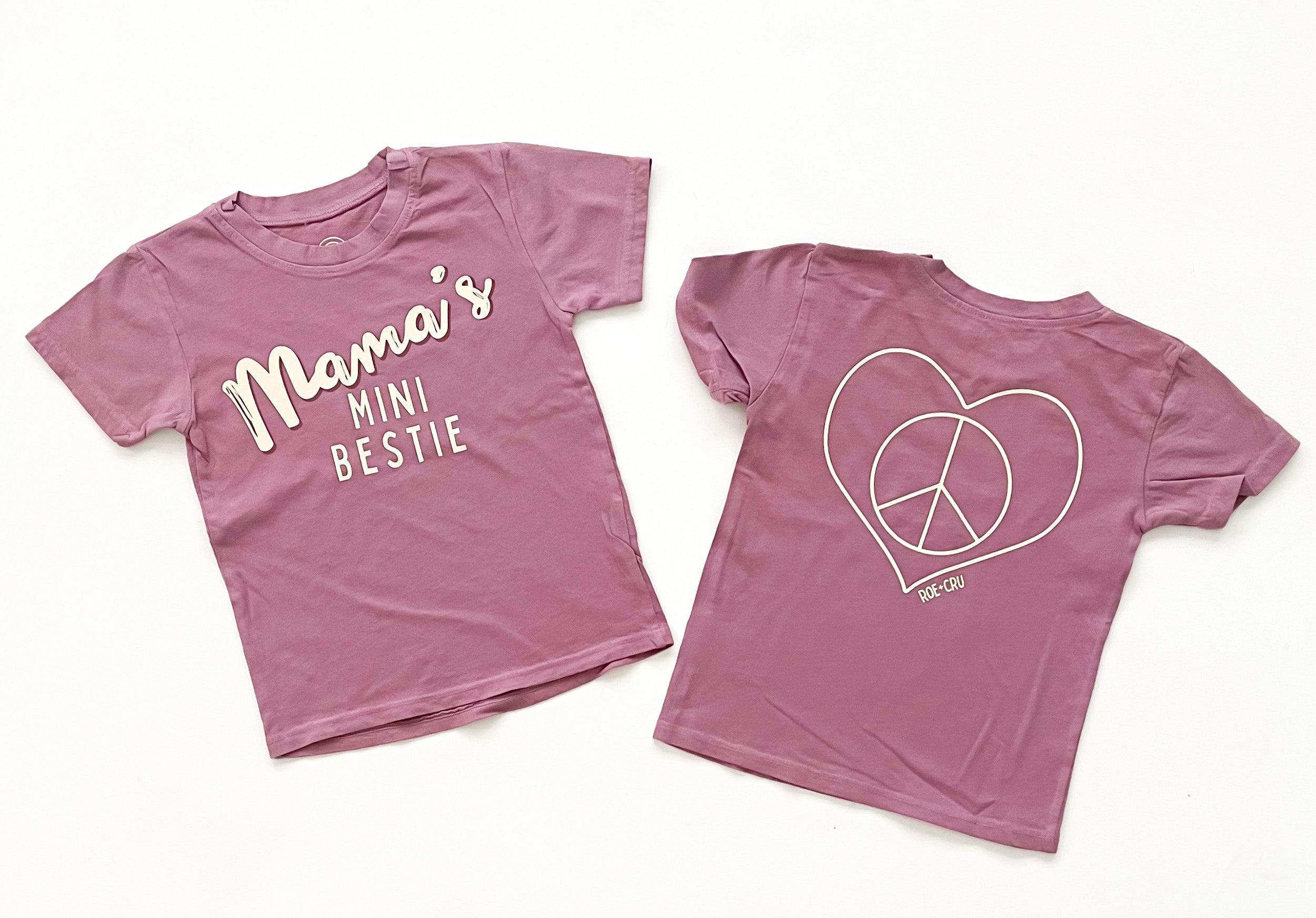 MAMA'S MINI BESTIE tee ☮︎♡