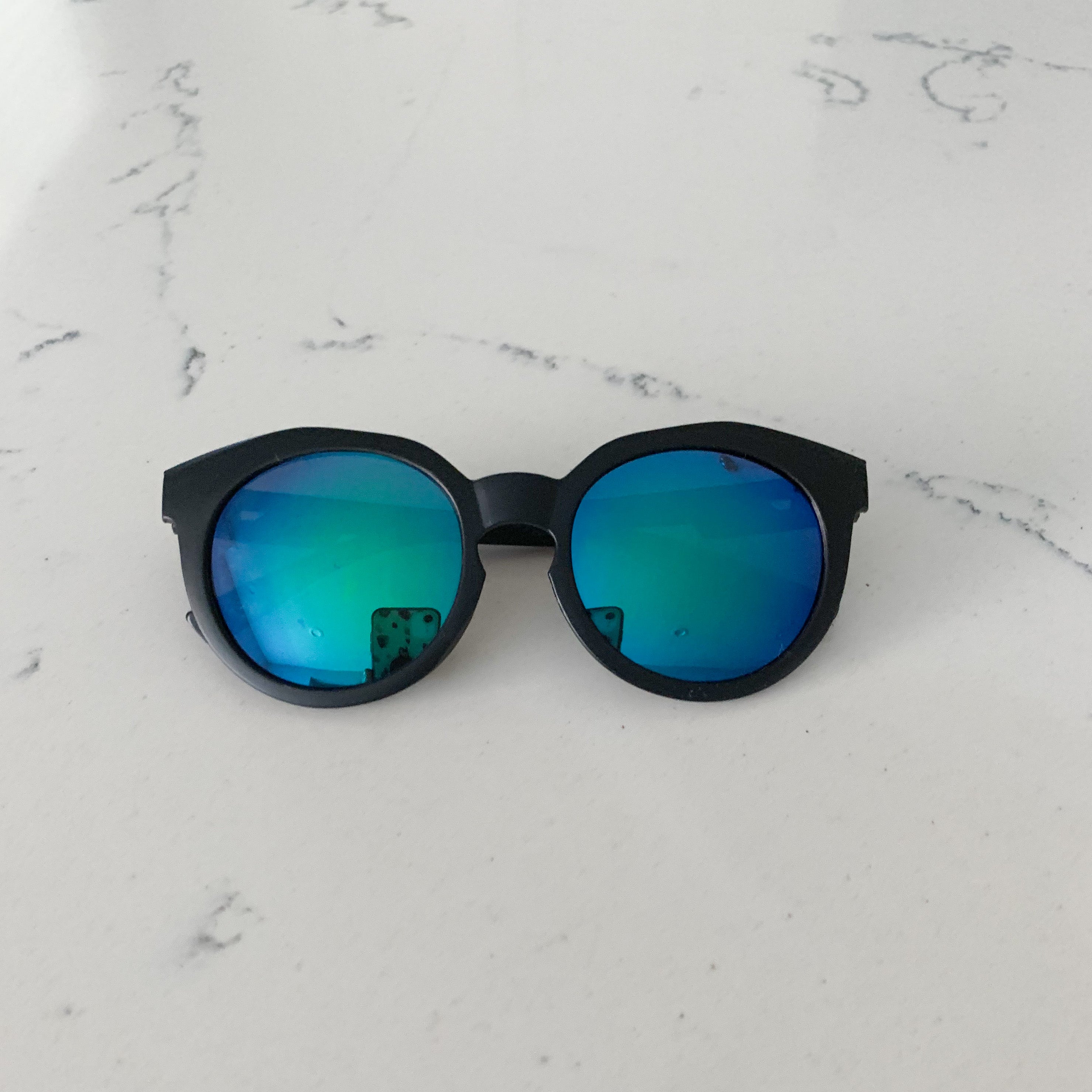 Mirrored Sunnies